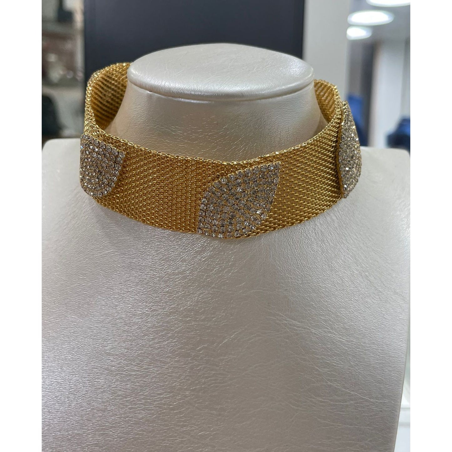 Choker Emily