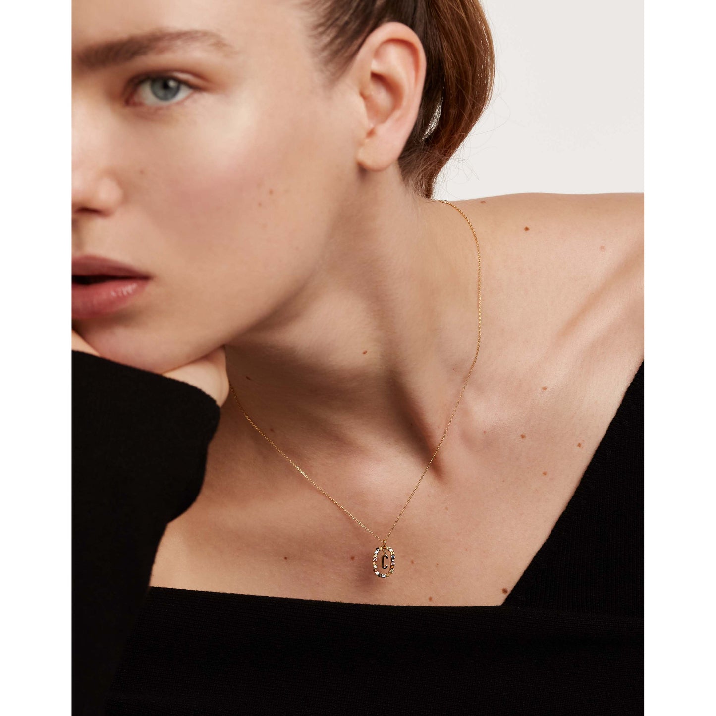 Collana con lettera C - Gioielleria Antonio Pezzuto 