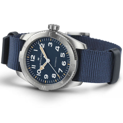 Khaki Field
Expedition Auto
